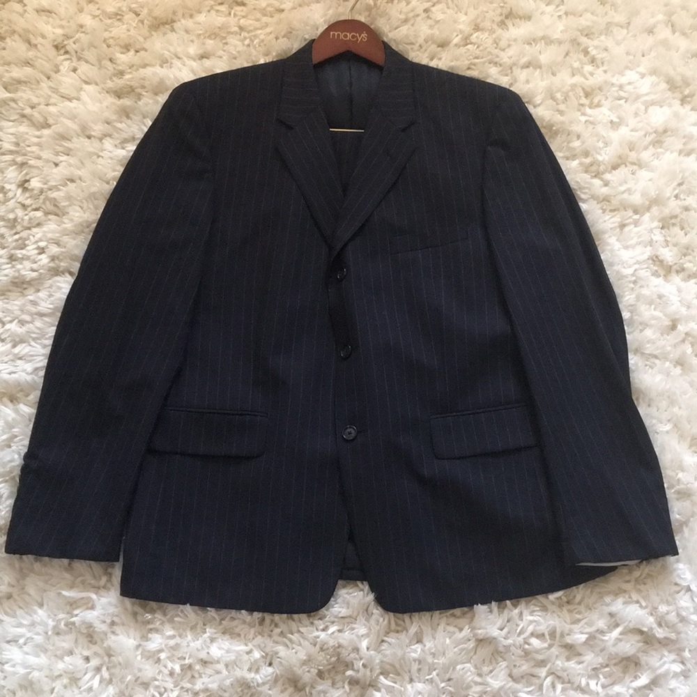 Men’s Pinstripe Suit 💼